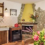 Appartement Casa Nuova - Volterra - Lai130 By Interhome